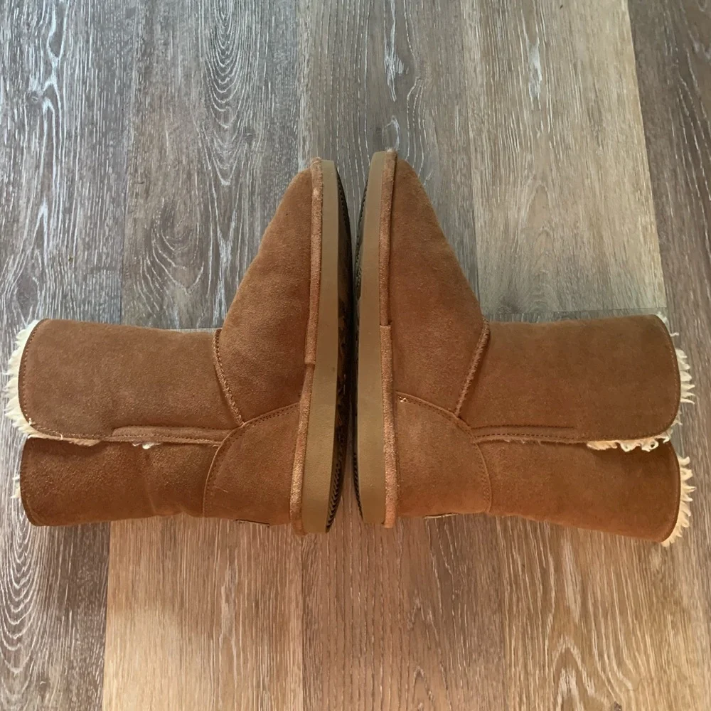 Bearpaw Boots Women’s Sz 9‎